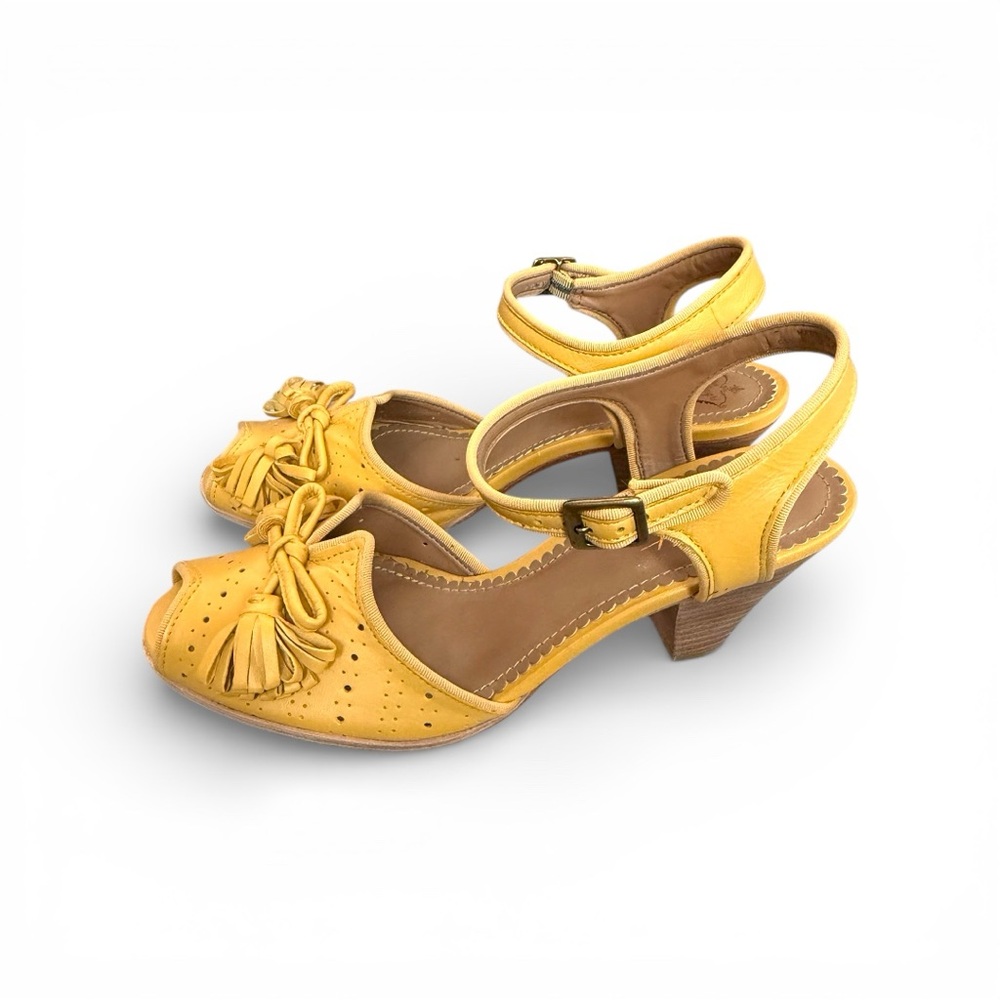 Miss Albright Yellow Tassel Sandals - Picture 2 of 6